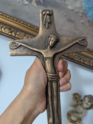 Wandkreuz aus bronze - wandkreuz,