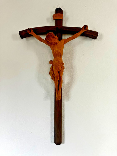 Geschnitztes holzkreuz - geschnitztes,