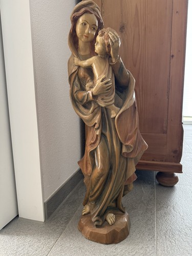 Mutter gottes groß mit - mutter,