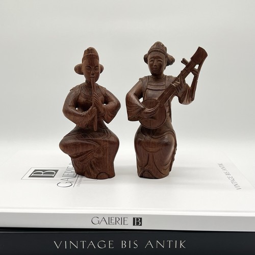 Geschnitzte holzfiguren - geschnitzte,